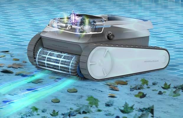 Comment fonctionne un robot de piscine - Brossage et frottage